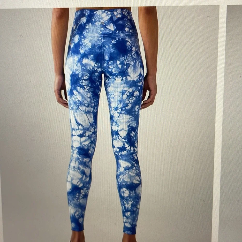 Lululemon Wunder Under leggings in Shibori print sz 4 - Picture 2 of 8